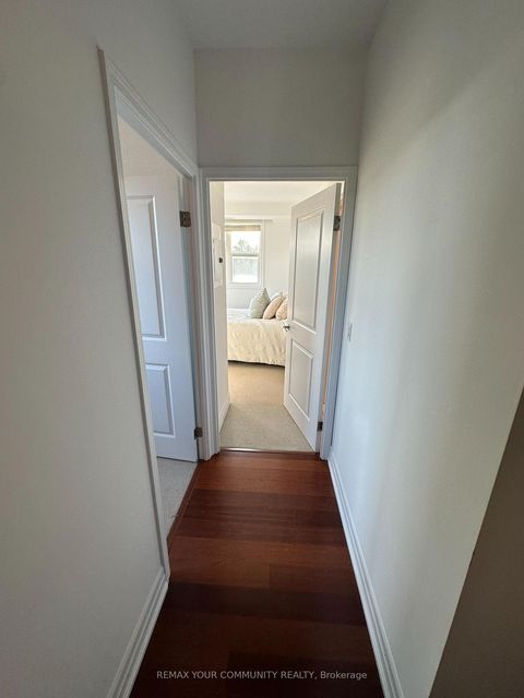 Photo 14 at 205 - 15450 Yonge Street, Aurora Heights, Aurora