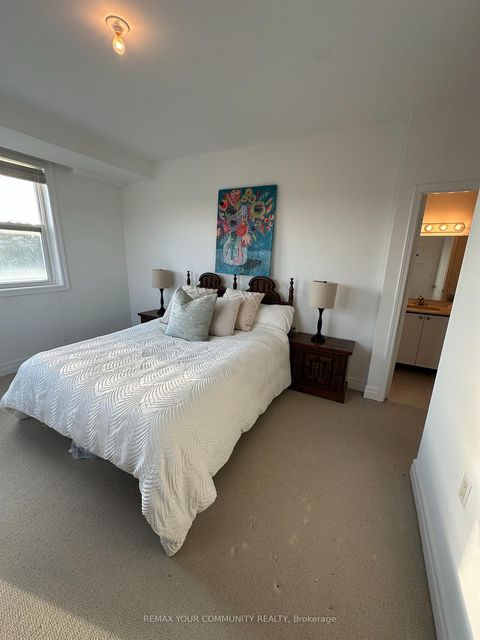 Photo 17 at 205 - 15450 Yonge Street, Aurora Heights, Aurora