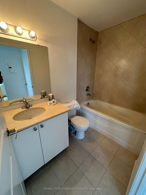 Photo 18 at 205 - 15450 Yonge Street, Aurora Heights, Aurora