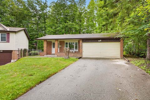 Photo 0 at 11 Aldergrove Circle, Cundles East, Barrie