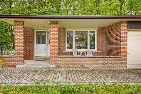 Photo 1 at 11 Aldergrove Circle, Cundles East, Barrie