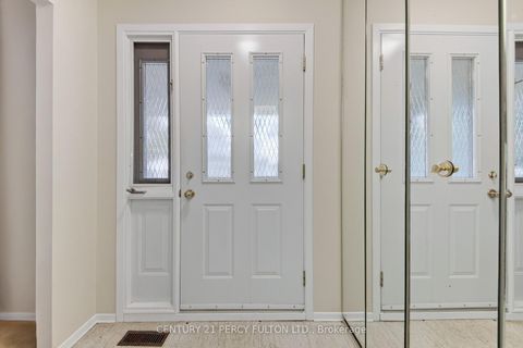 Photo 5 at 11 Aldergrove Circle, Cundles East, Barrie