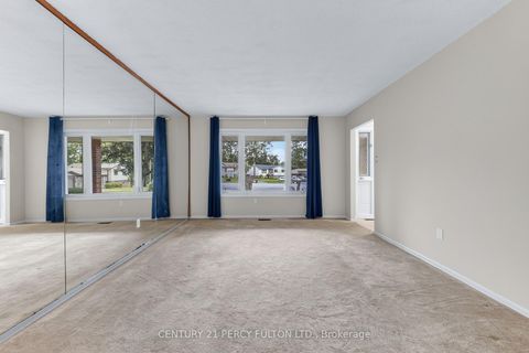 Photo 9 at 11 Aldergrove Circle, Cundles East, Barrie