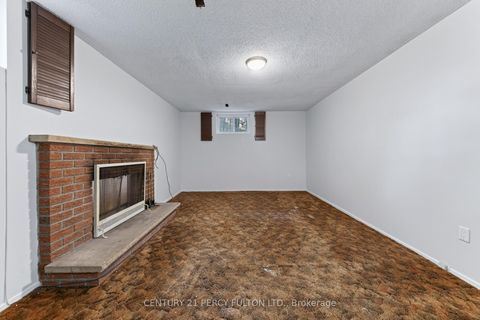 Photo 41 at 11 Aldergrove Circle, Cundles East, Barrie