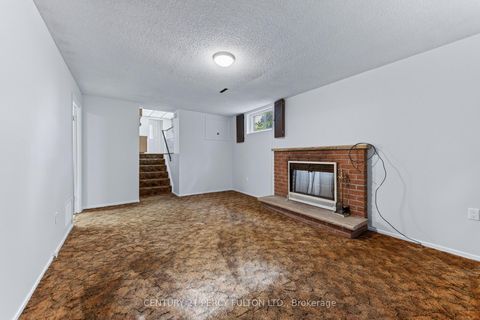 Photo 44 at 11 Aldergrove Circle, Cundles East, Barrie