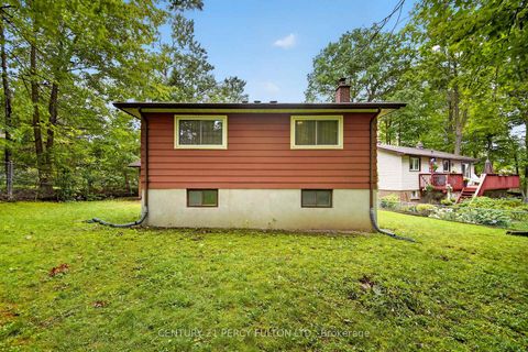 Photo 48 at 11 Aldergrove Circle, Cundles East, Barrie