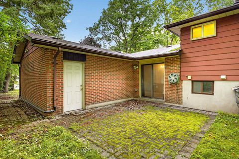 Photo 49 at 11 Aldergrove Circle, Cundles East, Barrie