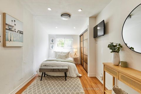 Photo 13 at 19 Kenworthy Avenue, Oakridge, Toronto
