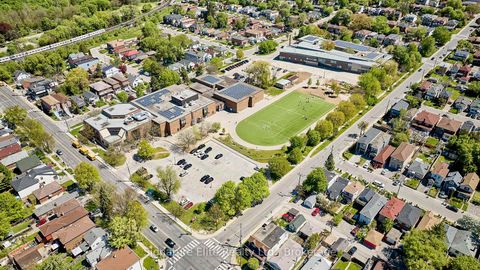 Photo 36 at 19 Kenworthy Avenue, Oakridge, Toronto