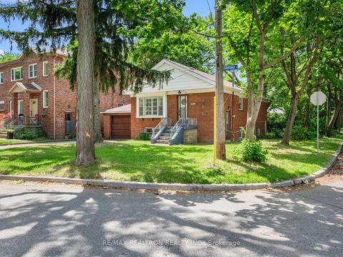 Photo 2 at 12 Graymar Avenue, Clanton Park, Toronto