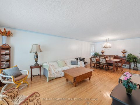 Photo 7 at 12 Graymar Avenue, Clanton Park, Toronto