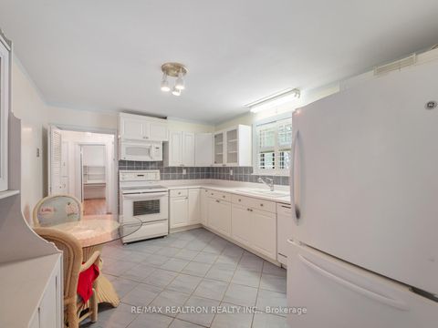 Photo 16 at 12 Graymar Avenue, Clanton Park, Toronto