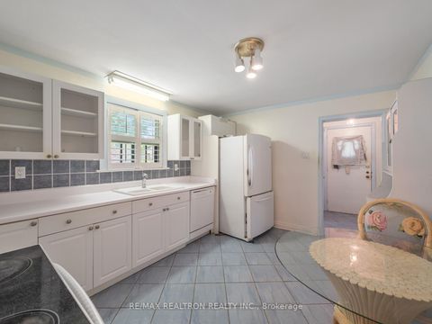 Photo 21 at 12 Graymar Avenue, Clanton Park, Toronto