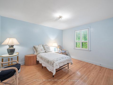 Photo 23 at 12 Graymar Avenue, Clanton Park, Toronto