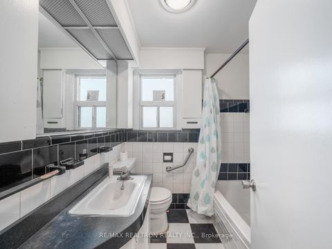 Photo 29 at 12 Graymar Avenue, Clanton Park, Toronto