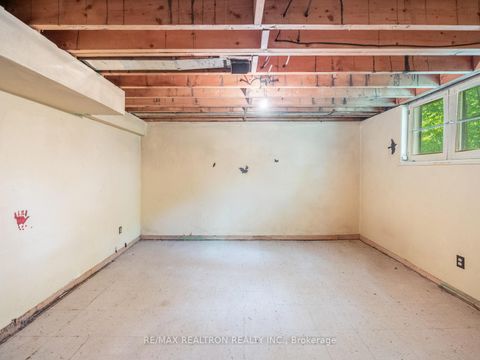 Photo 35 at 12 Graymar Avenue, Clanton Park, Toronto