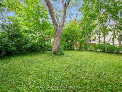 Photo 37 at 12 Graymar Avenue, Clanton Park, Toronto