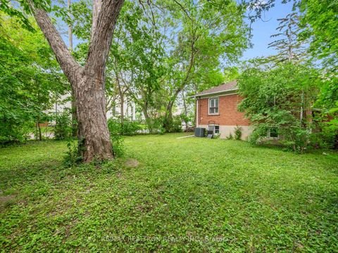 Photo 38 at 12 Graymar Avenue, Clanton Park, Toronto