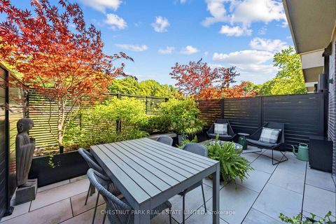 Photo 5 at 29 Oaklands Avenue, St. Clair, Toronto