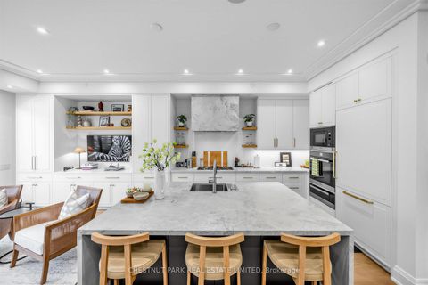 Photo 9 at 29 Oaklands Avenue, St. Clair, Toronto