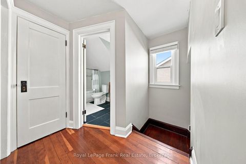 Photo 21 at 44 Mclaughlin Boulevard, O'Neill, Oshawa