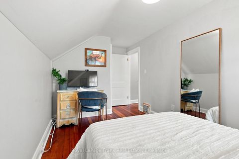 Photo 23 at 44 Mclaughlin Boulevard, O'Neill, Oshawa