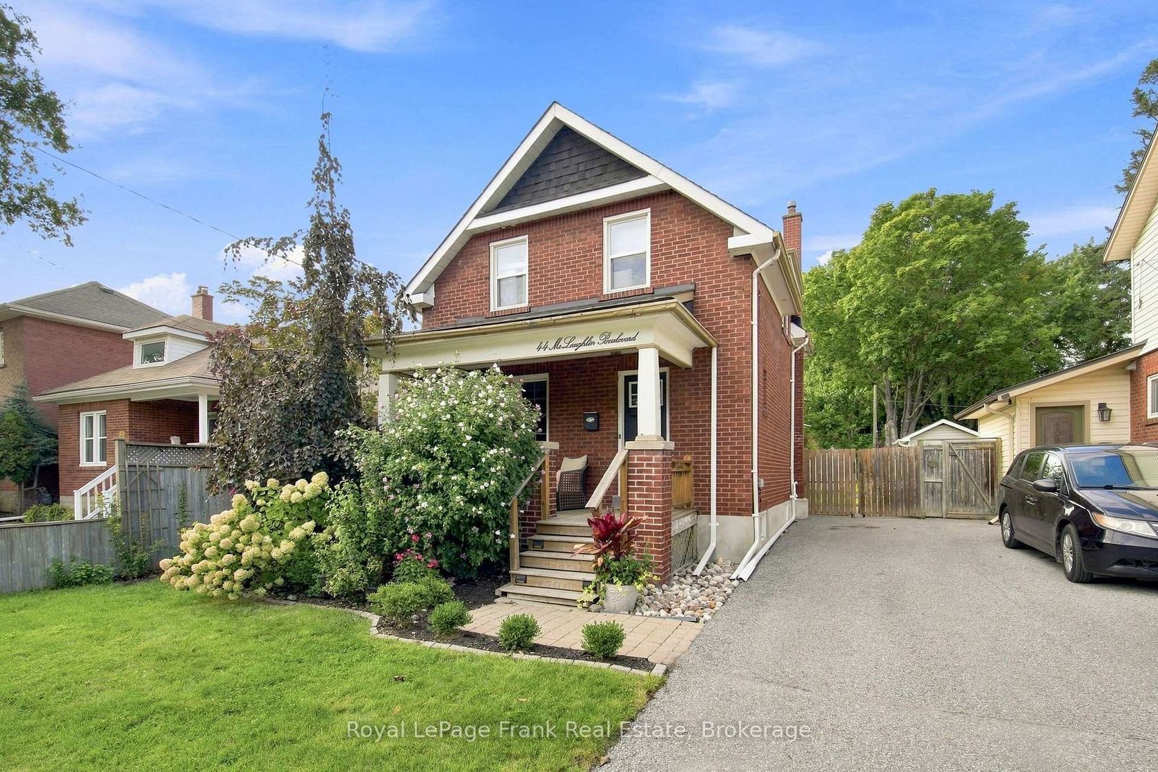 44 Mclaughlin Boulevard, O'Neill, Oshawa 