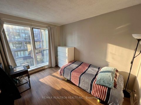 Photo 5 at 512 - 222 The Esplanade, Waterfront Communities C8, Toronto