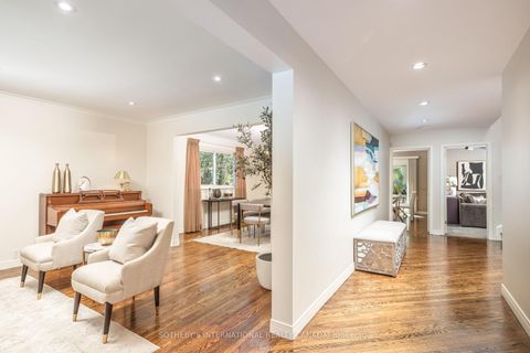 Photo 1 at 25 Gossamer Avenue, Newtonbrook East, Toronto