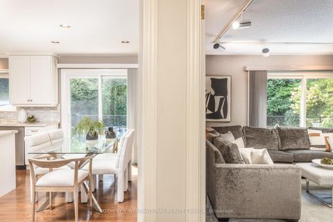 Photo 13 at 25 Gossamer Avenue, Newtonbrook East, Toronto