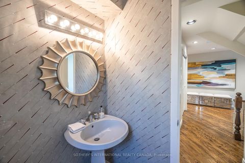 Photo 17 at 25 Gossamer Avenue, Newtonbrook East, Toronto