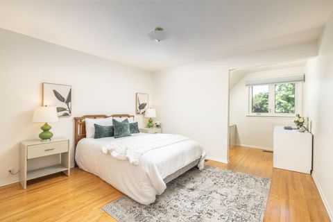 Photo 19 at 25 Gossamer Avenue, Newtonbrook East, Toronto