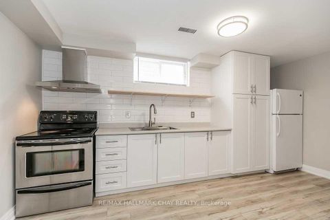 Photo 14 at 3 Buchanan Street, Grove East, Barrie