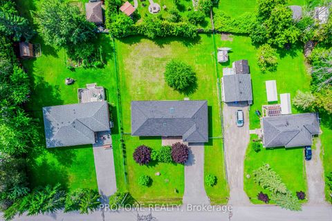 Photo 2 at 10 Joel Avenue, Historic Lakeshore Communities, Georgina