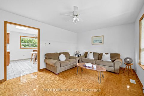 Photo 8 at 10 Joel Avenue, Historic Lakeshore Communities, Georgina