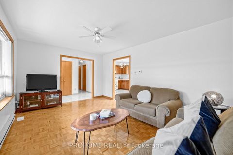 Photo 10 at 10 Joel Avenue, Historic Lakeshore Communities, Georgina