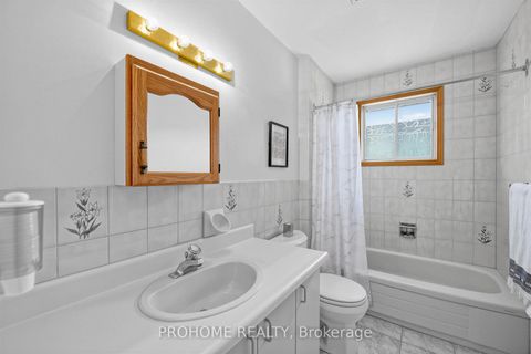 Photo 18 at 10 Joel Avenue, Historic Lakeshore Communities, Georgina