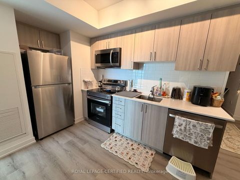 Photo 4 at 405 - 556 Marlee Avenue, Glen Park, Toronto