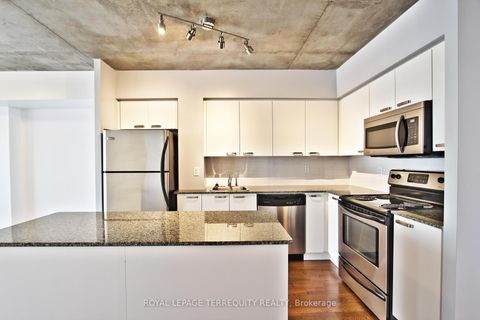 Photo 13 at 708 - 22 Wellesley Street E, Yonge Corridor, Toronto