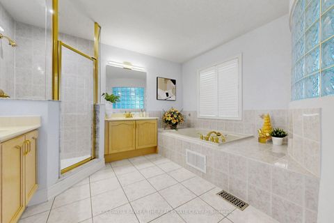 Photo 34 at 32 Princeton Avenue, Rouge Woods, Richmond Hill