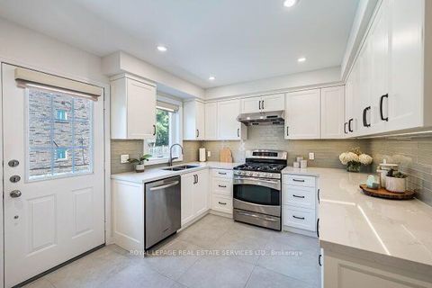 Photo 6 at 454 St Johns Road, Bloor West Village, Toronto