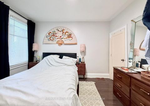 Photo 3 at 231 Rosemount Avenue, Davenport, Toronto