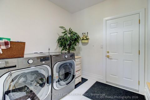 Photo 10 at 176 Laurentian Boulevard, Rural Vaughan, Vaughan