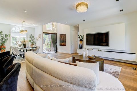 Photo 19 at 176 Laurentian Boulevard, Rural Vaughan, Vaughan