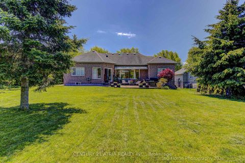 Photo 26 at 176 Laurentian Boulevard, Rural Vaughan, Vaughan