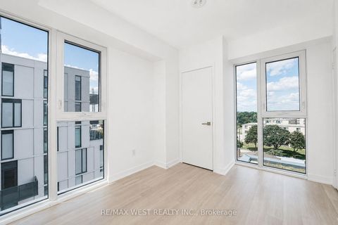 Photo 9 at 721 - 500 Wilson Avenue, Clanton Park, Toronto