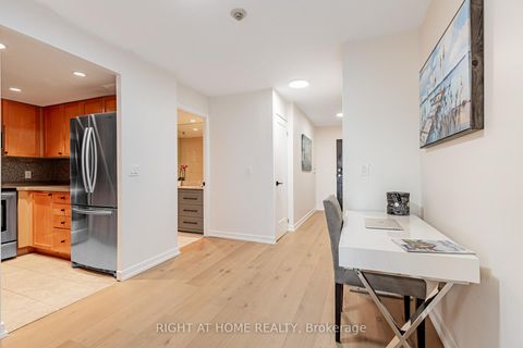 Photo 4 at 3116 - 8 Park Road, Annex, Toronto