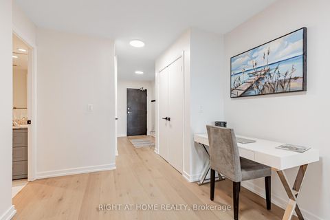 Photo 6 at 3116 - 8 Park Road, Annex, Toronto