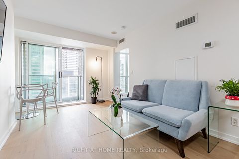 Photo 12 at 3116 - 8 Park Road, Annex, Toronto