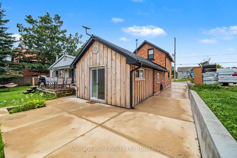 Photo 2 at 794097 124 Grey Road, Singhampton, Clearview